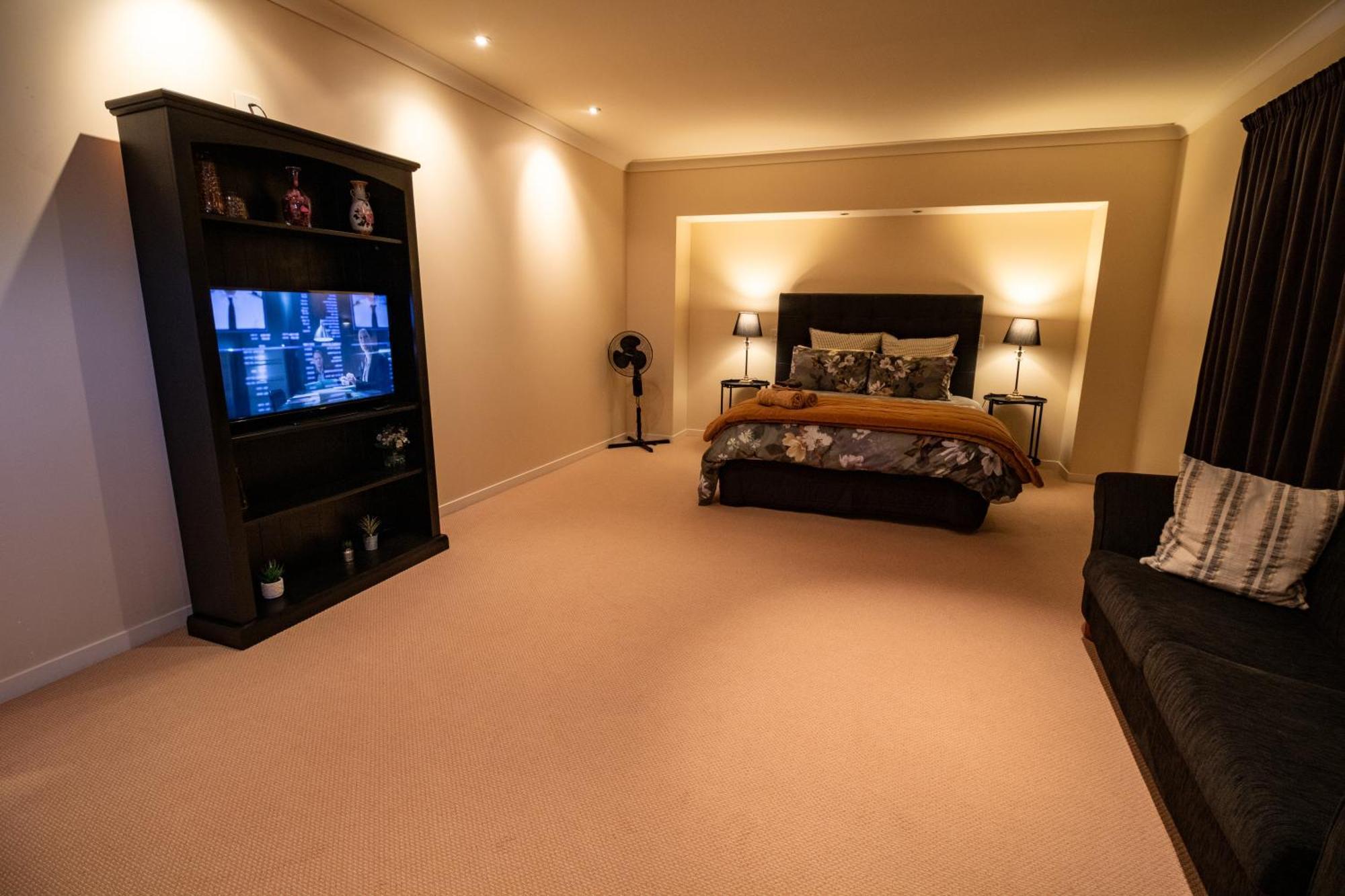 Large Luxury Apartment Located Right In Town Lac Lac Taupo Extérieur photo